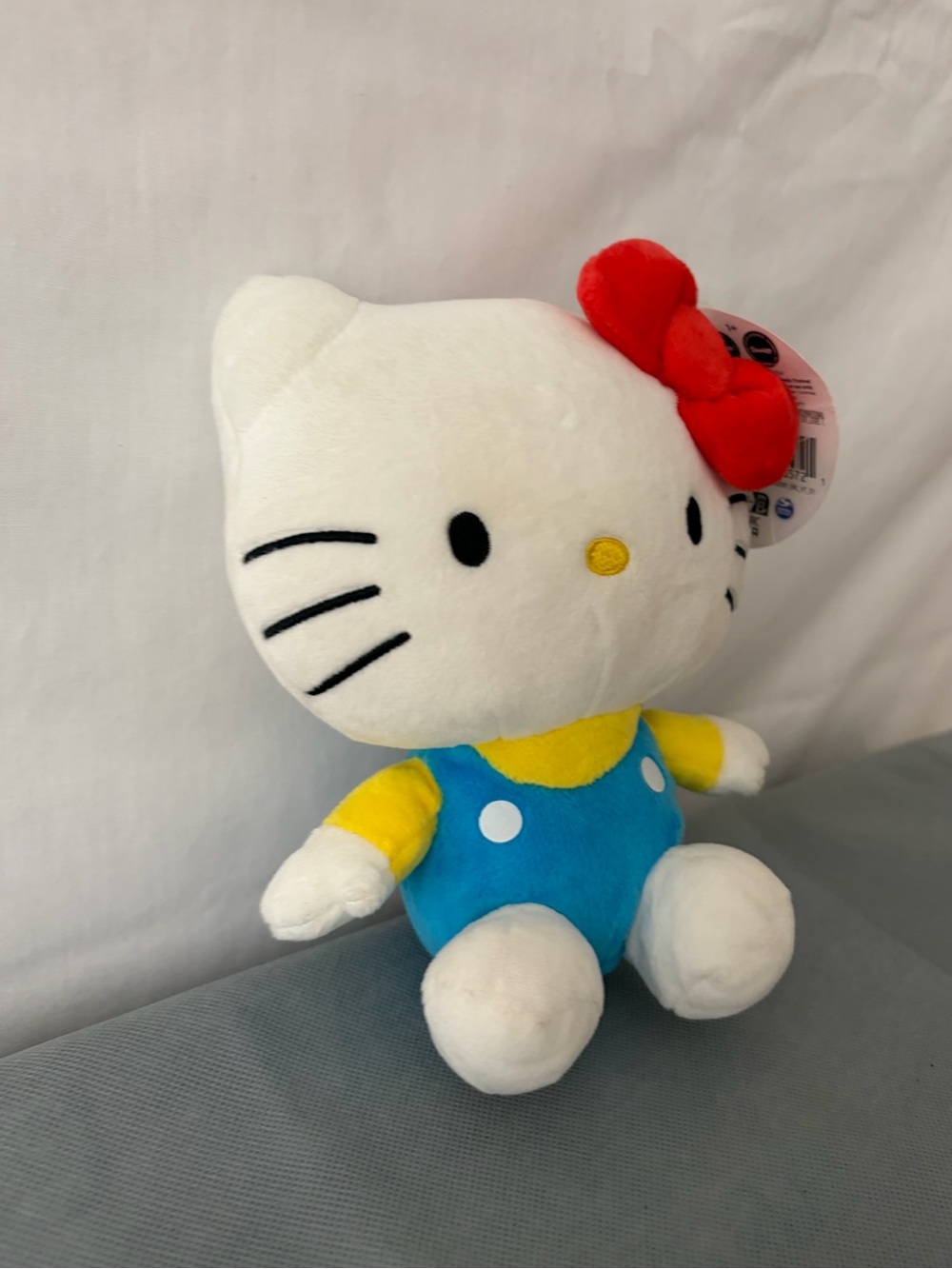 Hello Kitty Plush Sanrio Blue Overalls Yellow Shirt Red Bow (F155)